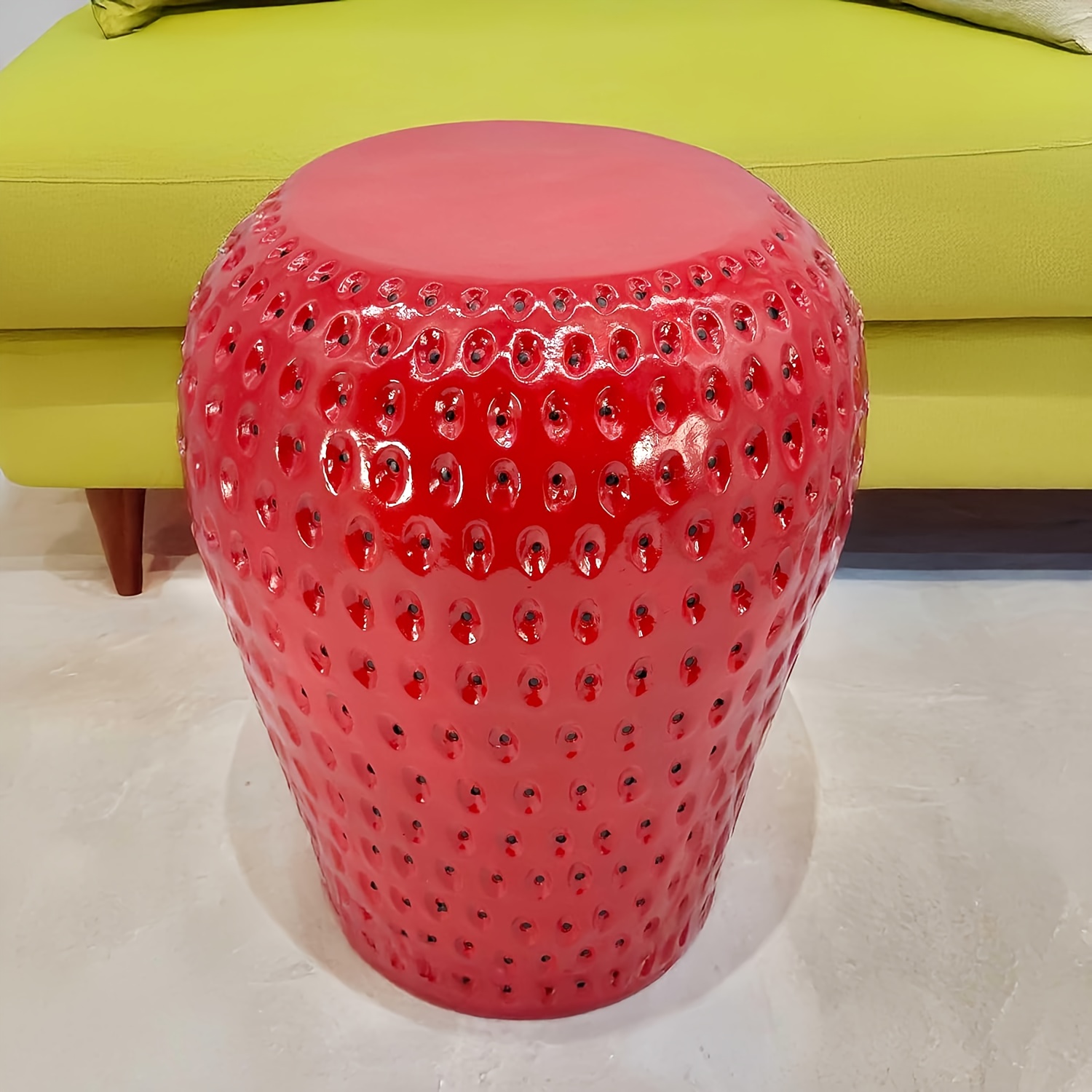 Outdoor Furniture Resin - Çilek Şeklinde Tabure 13.4